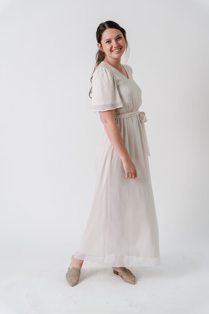 'Amberly' Light Chiffon Maxi Dress in Ivory