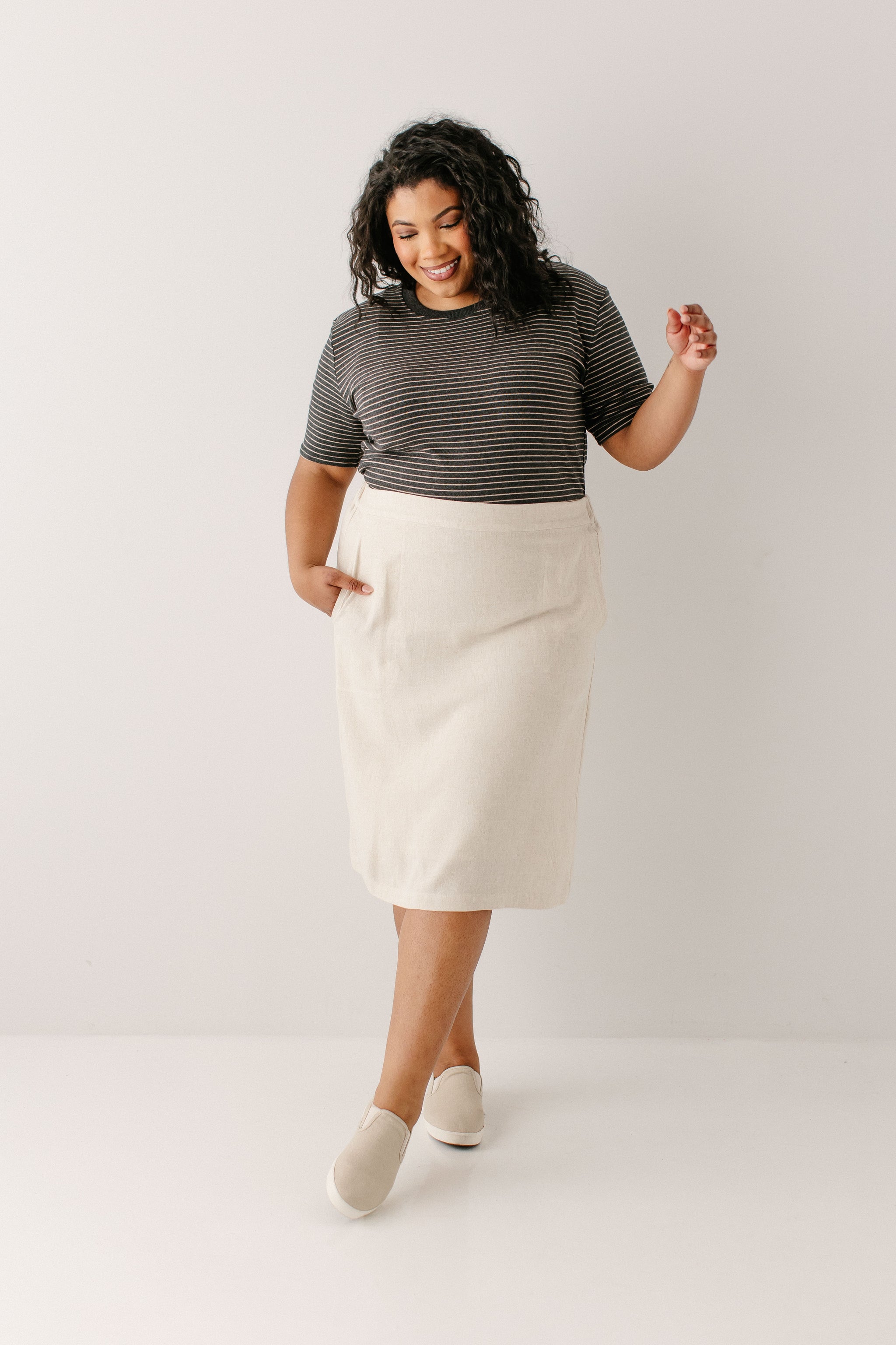 Emily' Knee Length Linen Blend Skirt FINAL SALE – The Main Street