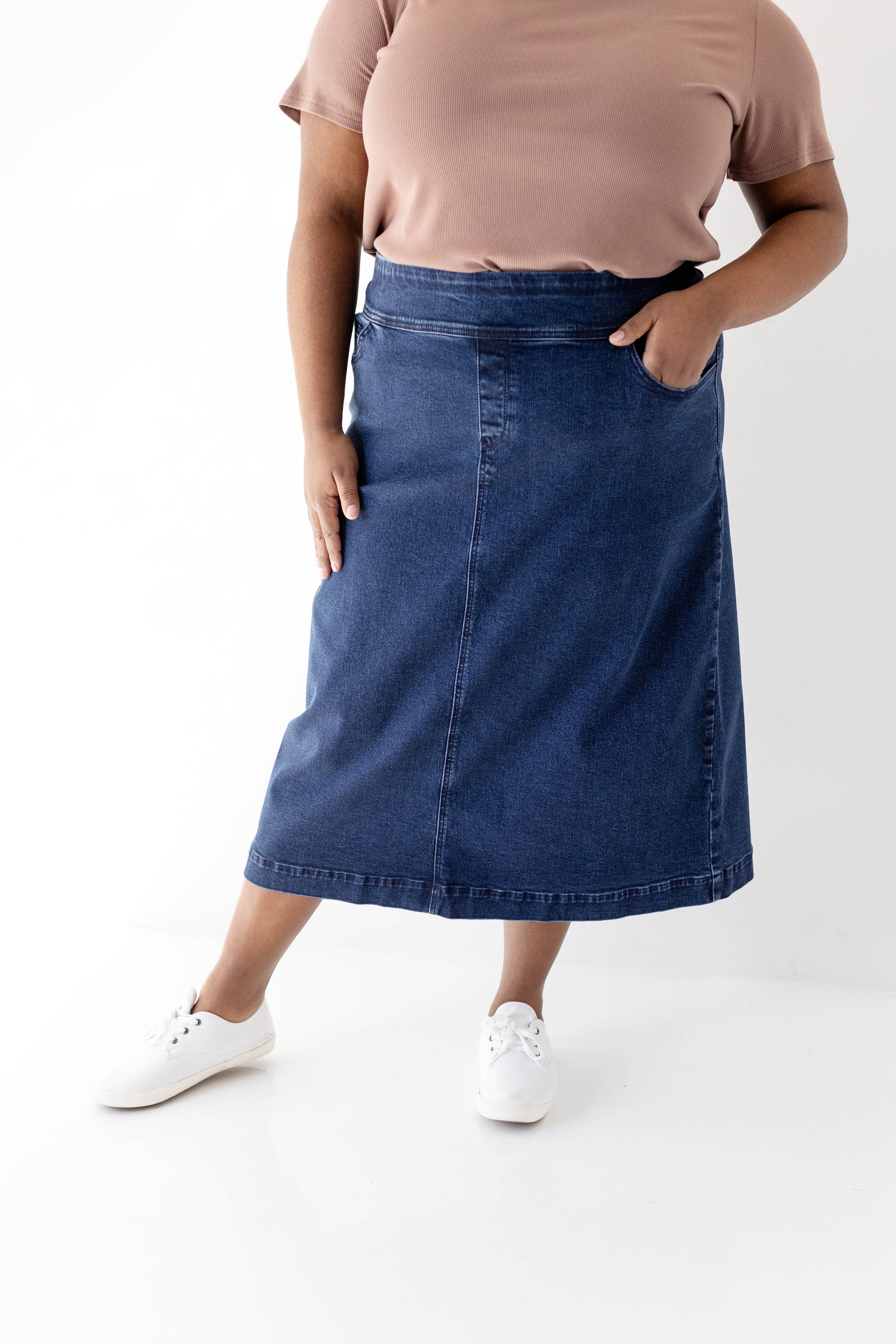 Margaret' Stretch Denim Midi Skirt – The Main Street Exchange