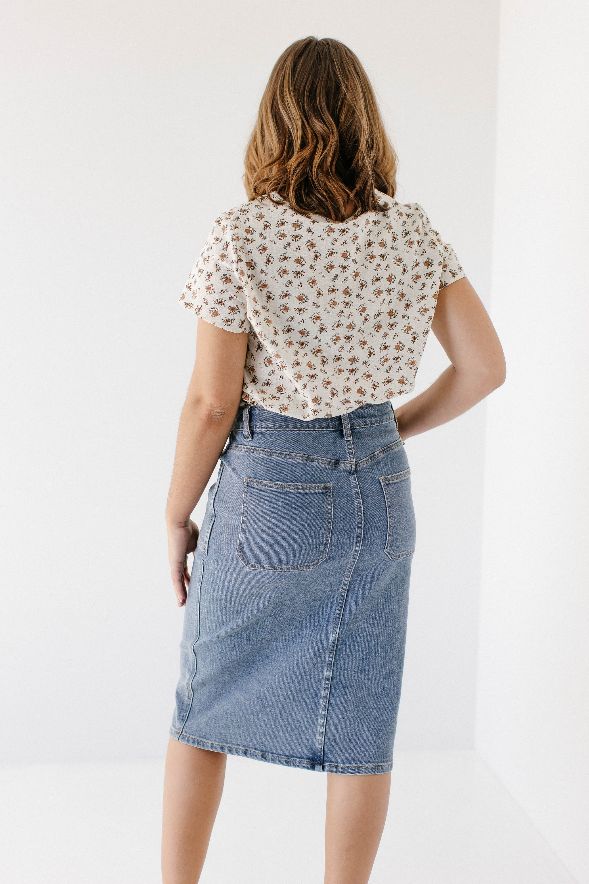 Sonya Patch Pocket Stretch Denim Skirt – The Main Street Exchange