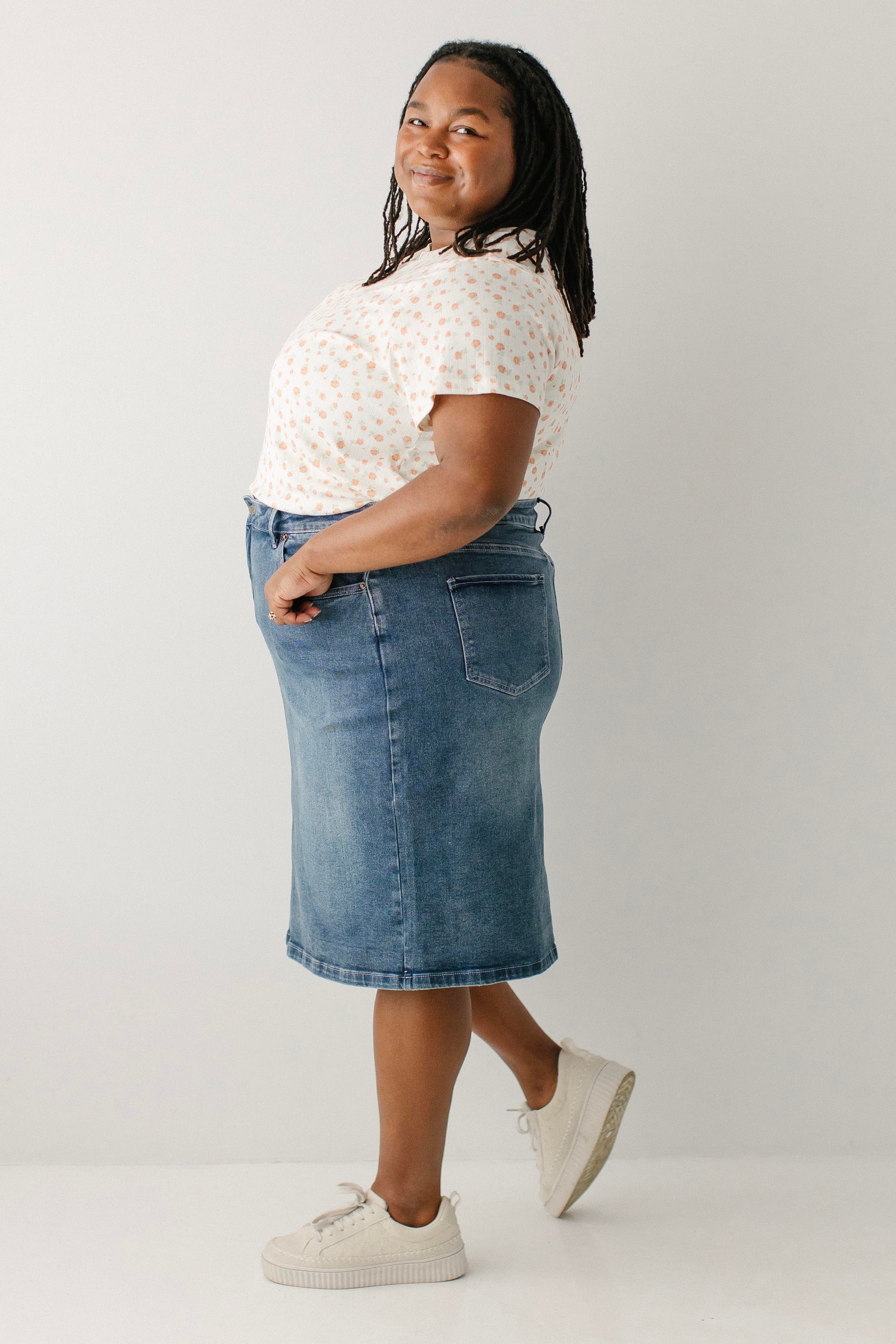 Robyn Classic Denim Skirt – The Main Street Exchange