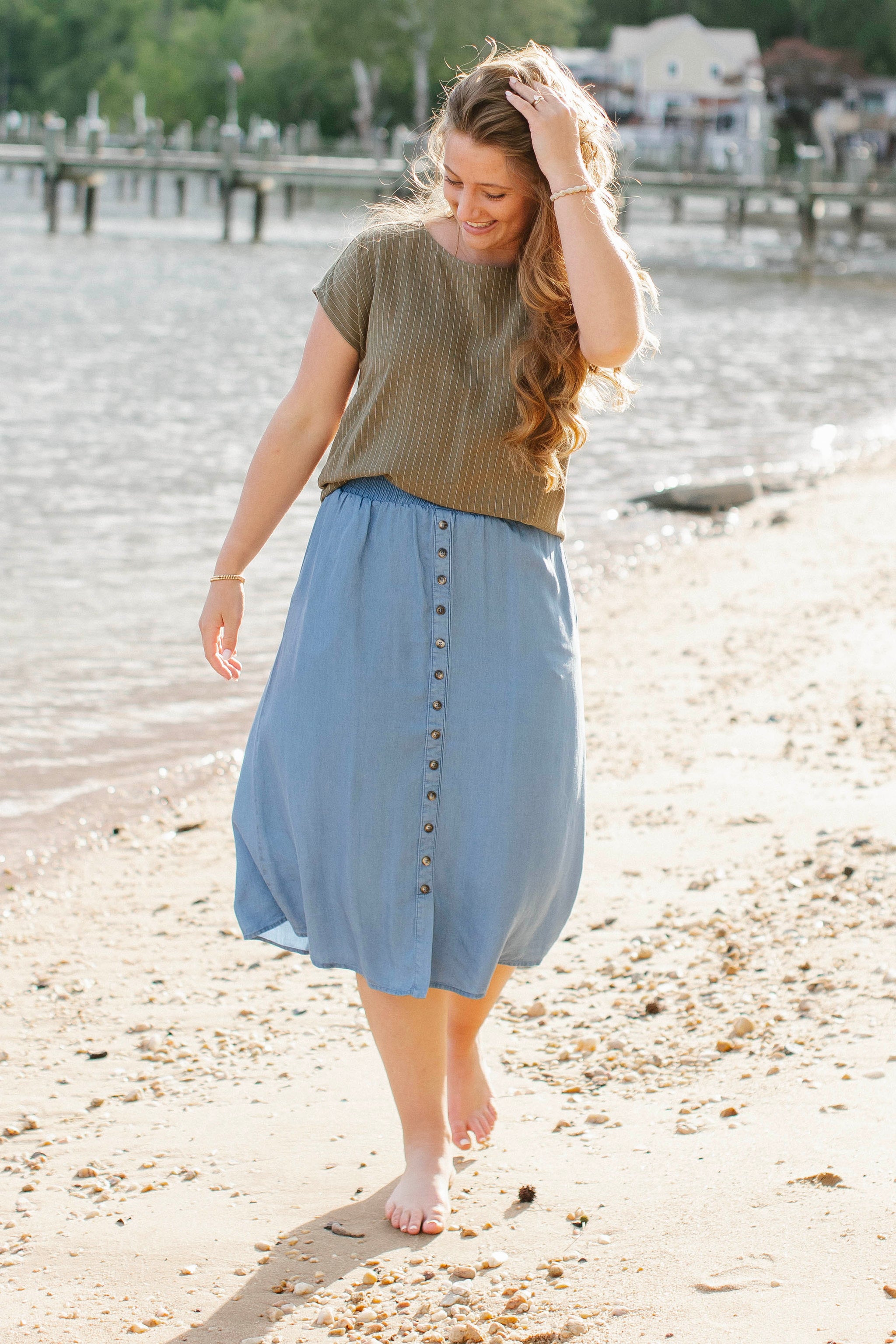Greta Chambray Midi Skirt – The Main Street Exchange