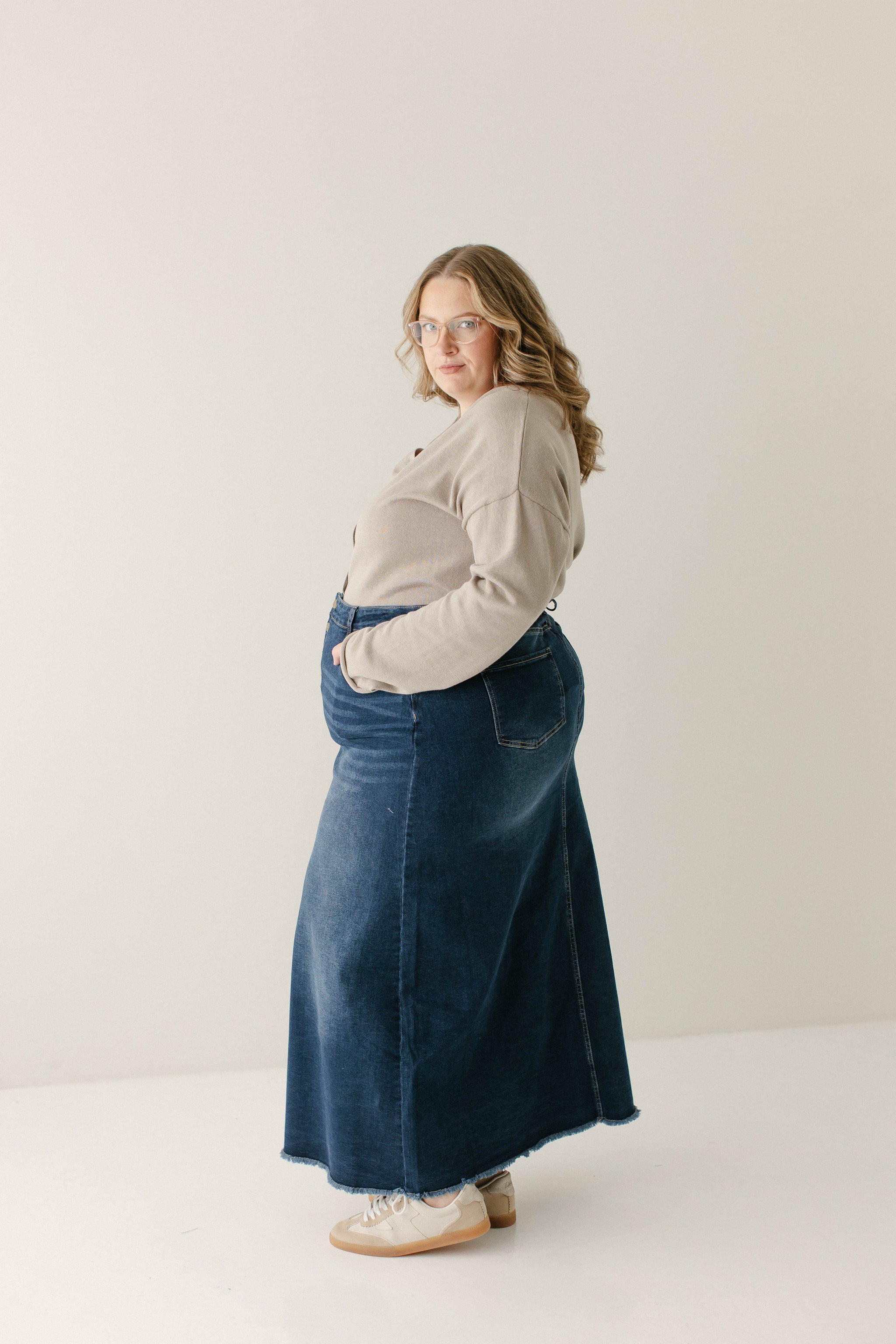 Haven' Long Stretch Denim Skirt in Dark Wash – The Main