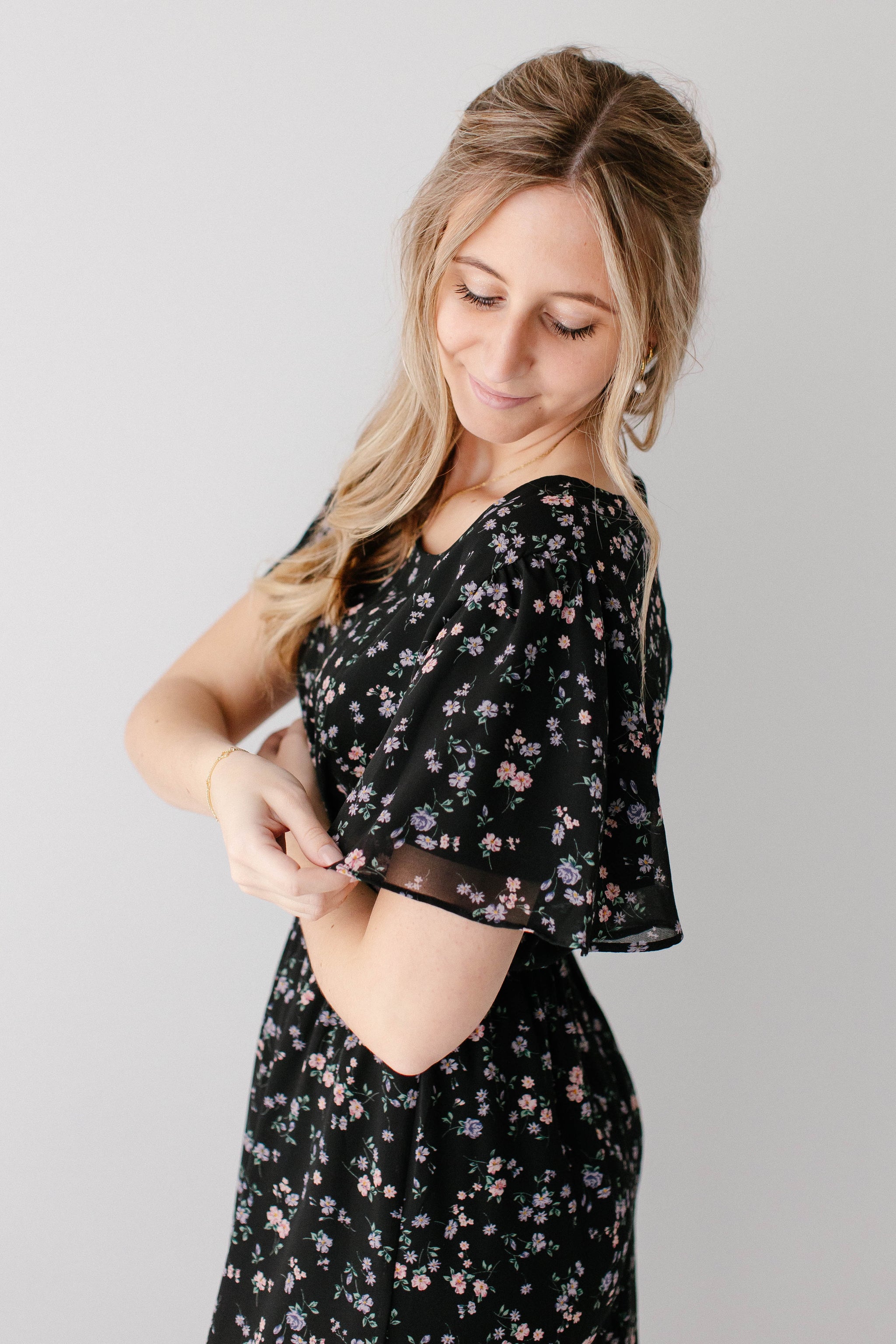 Naomi Floral Midi Dress FINAL SALE – The Main Street Exchange