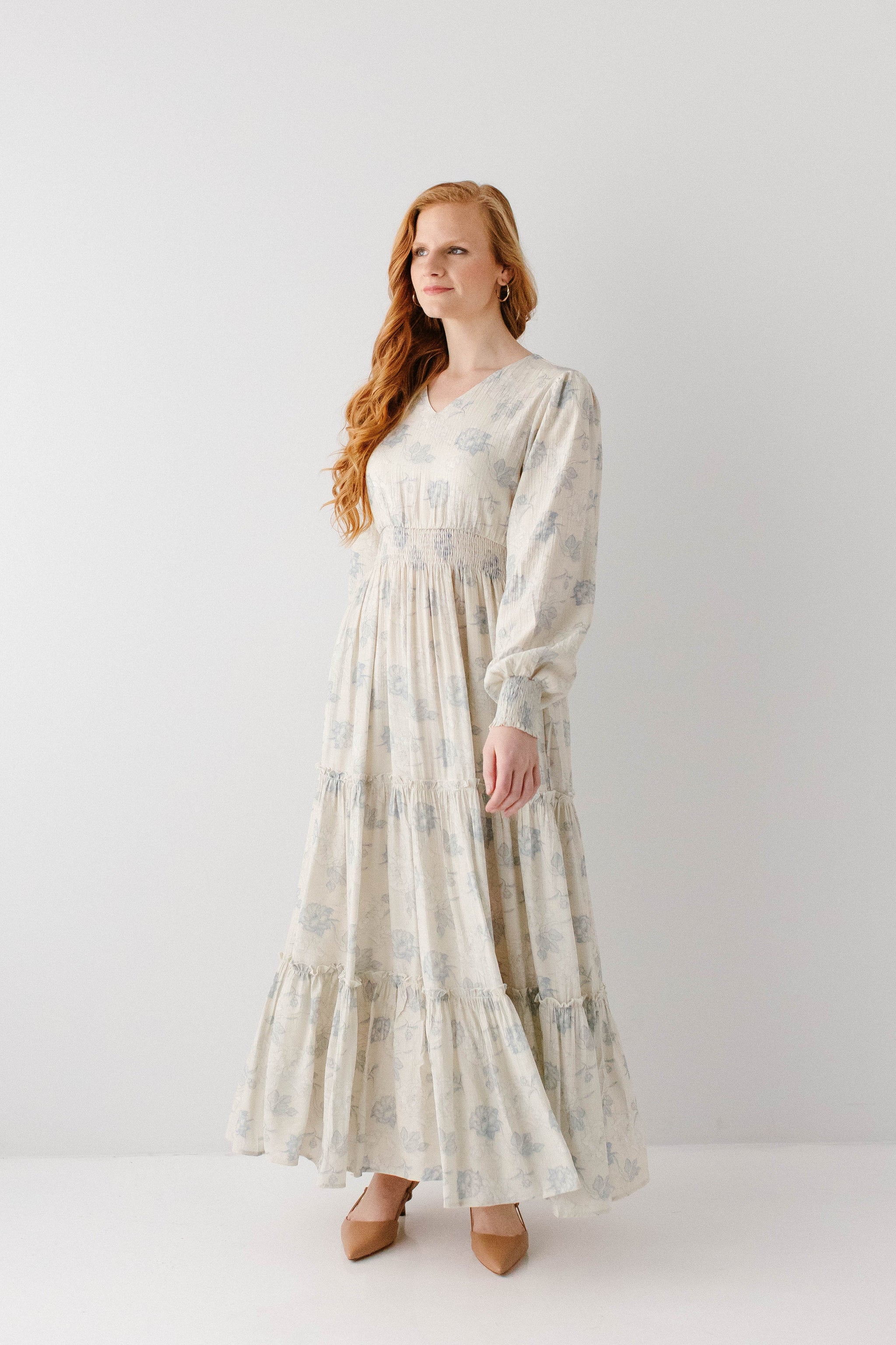 white long sleeve floral maxi dress Elegant Long Maxi Evening Dress In Floral Print