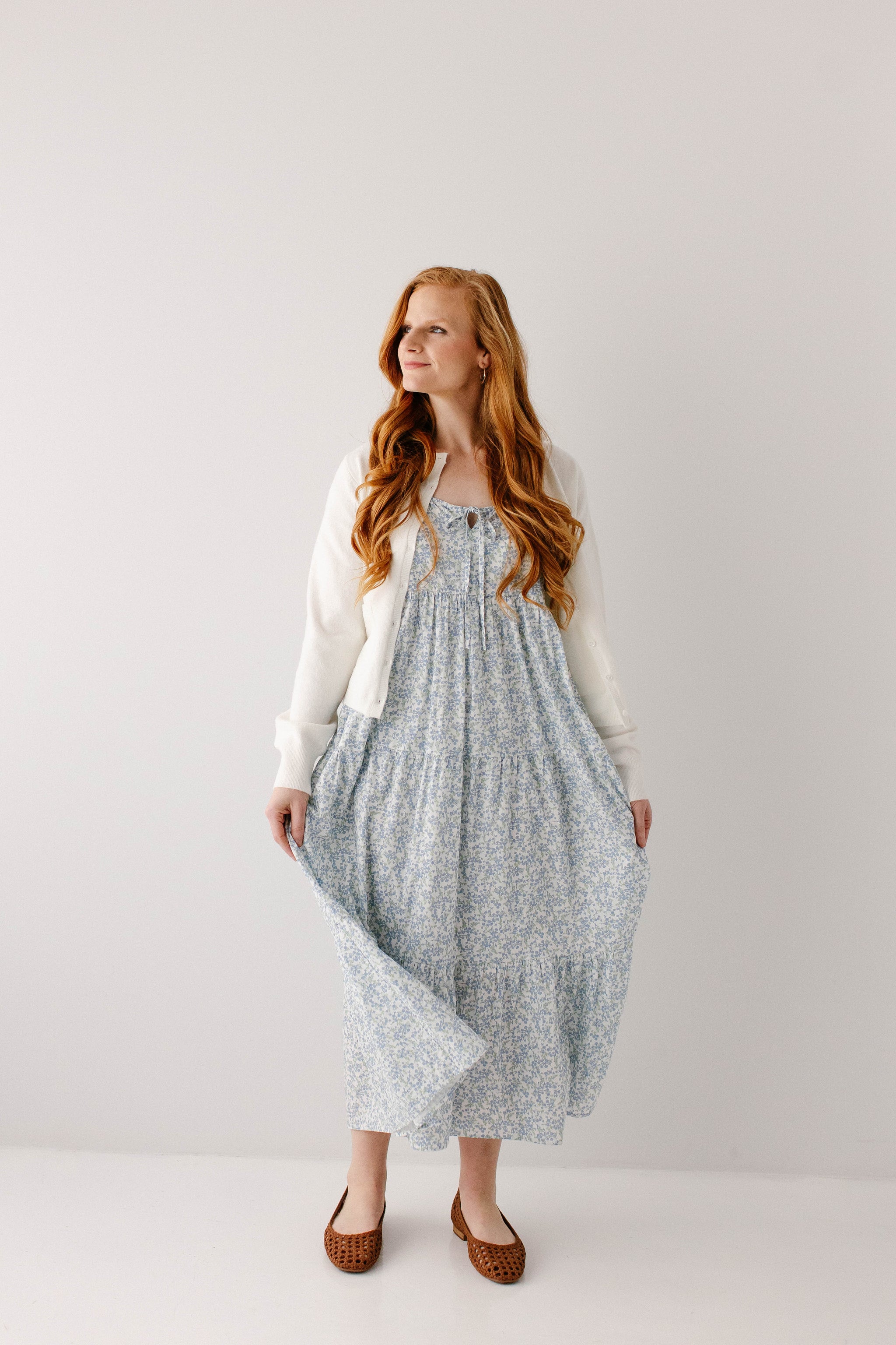 maxi pinafore dress long 'Nerissa' Blue Floral Pinafore Maxi Dress White / XL
