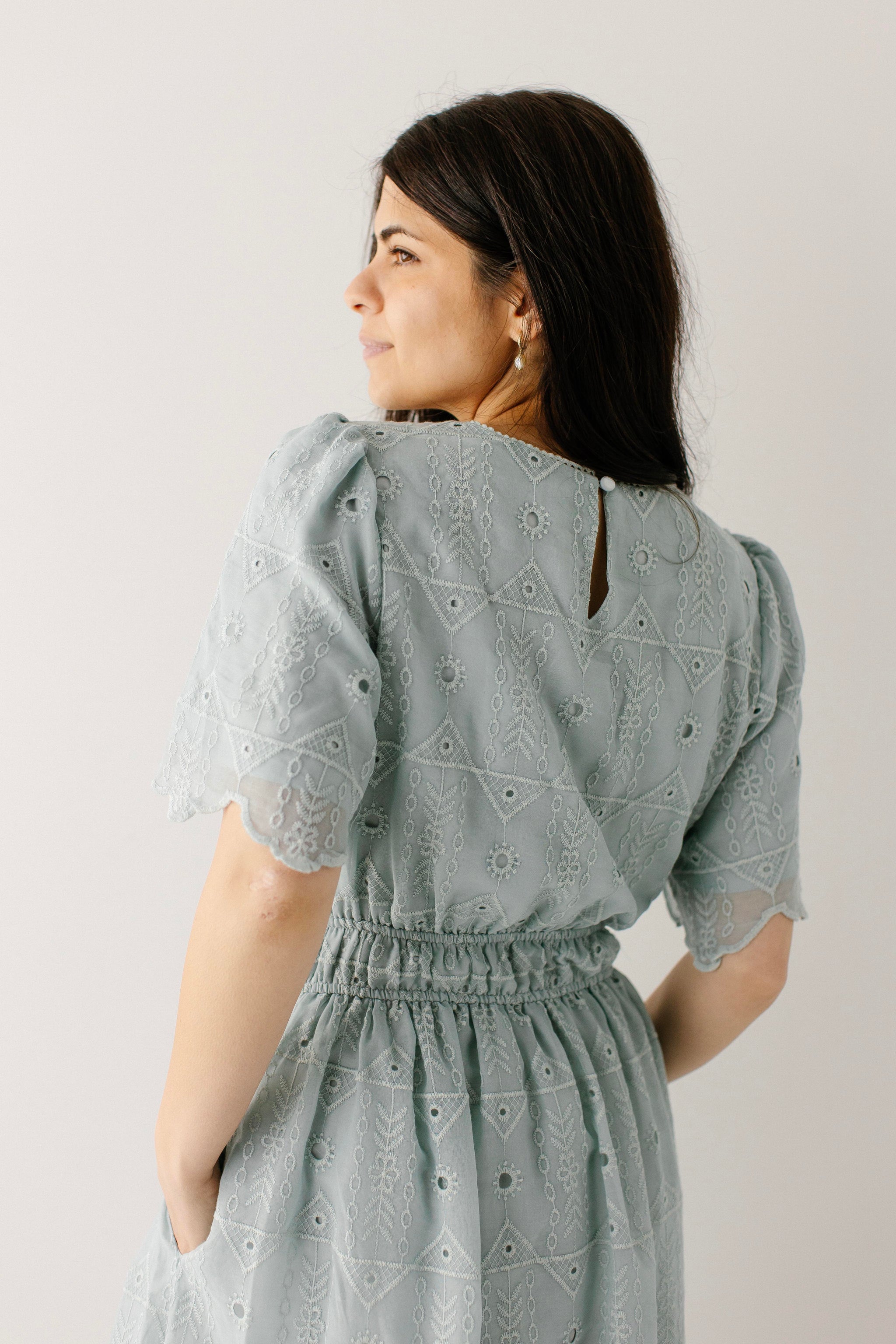 Pacifica Scallop Hem Eyelet Midi Dress – The Main Street Exchange