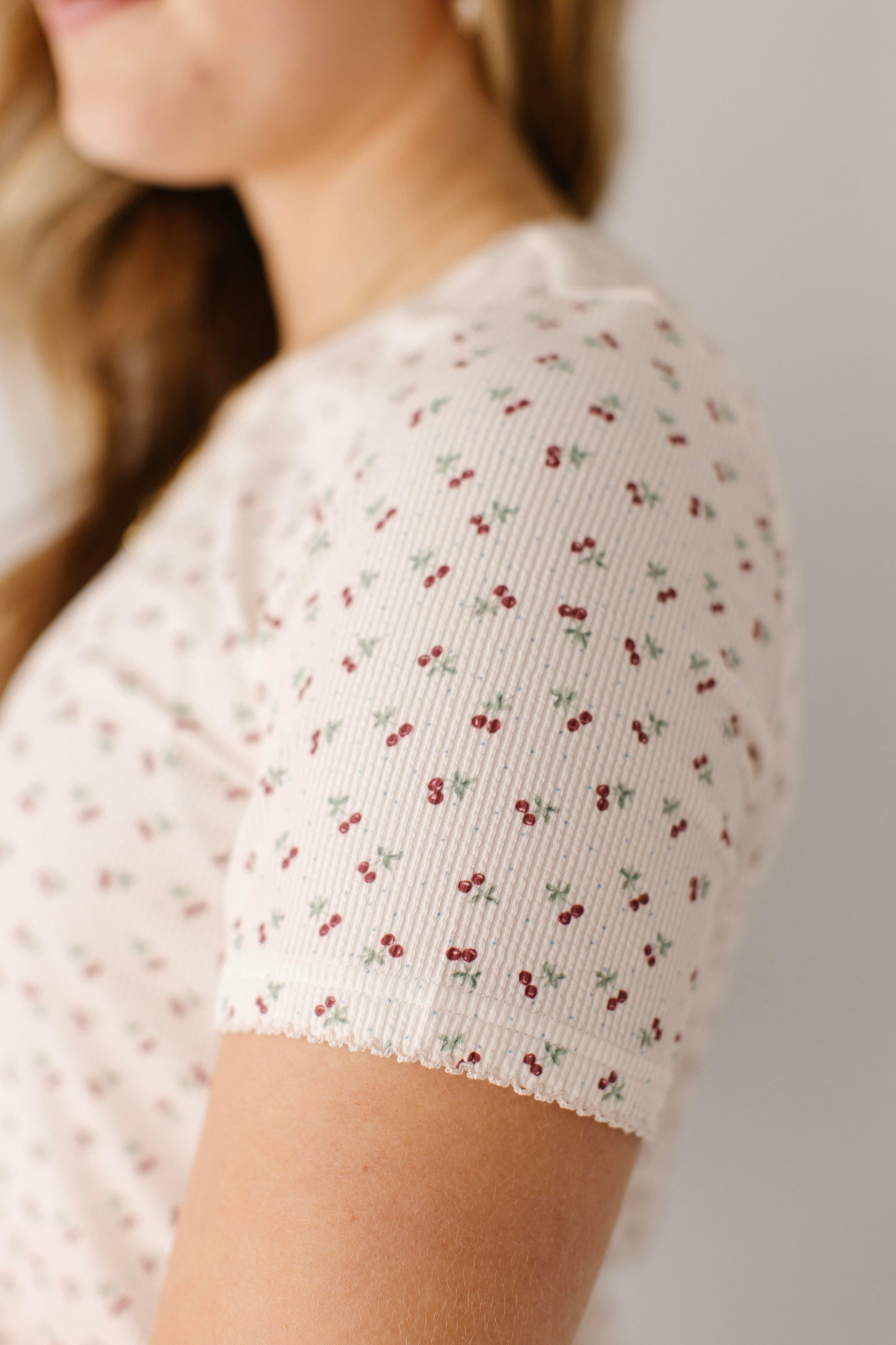 Mia Cherry Print Ribbed Top – The Main Street Exchange