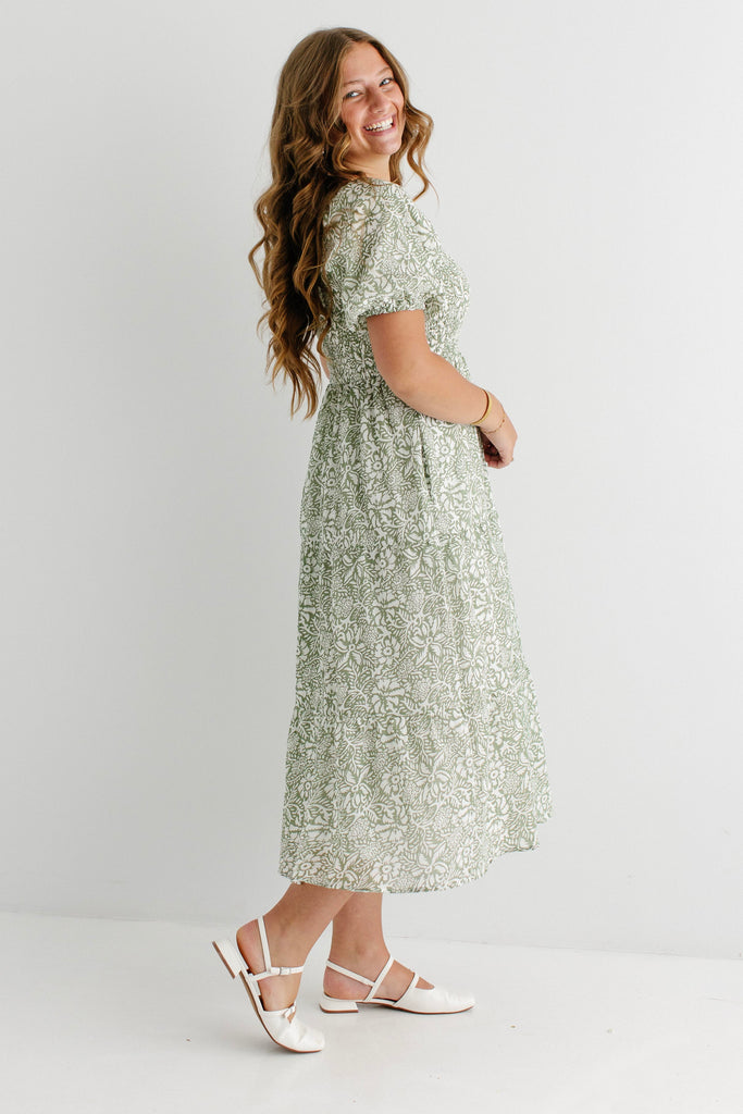 smocked midi dress Maurices Women's Bare Floral White Size X Large short puff sleeves Club Monaco Cotton Smocked Bodice