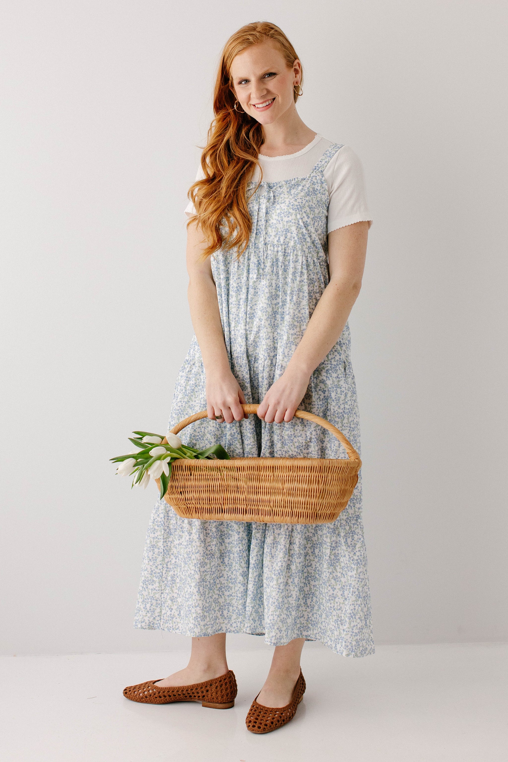 maxi pinafore dress long 'Nerissa' Blue Floral Pinafore Maxi Dress White / XL
