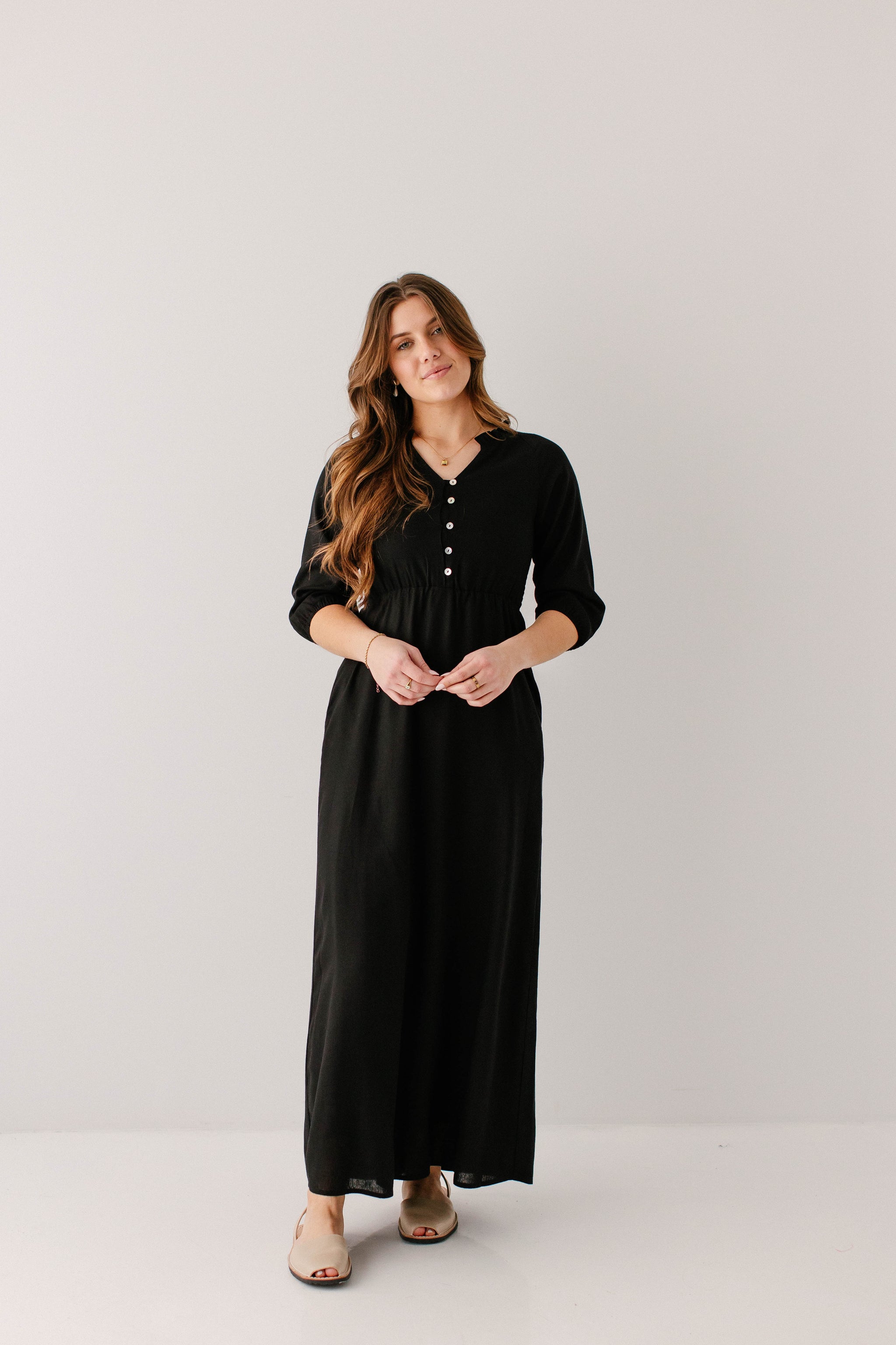 Kenzi Ruffle Detail Maxi Dress – The Main Street Exchange