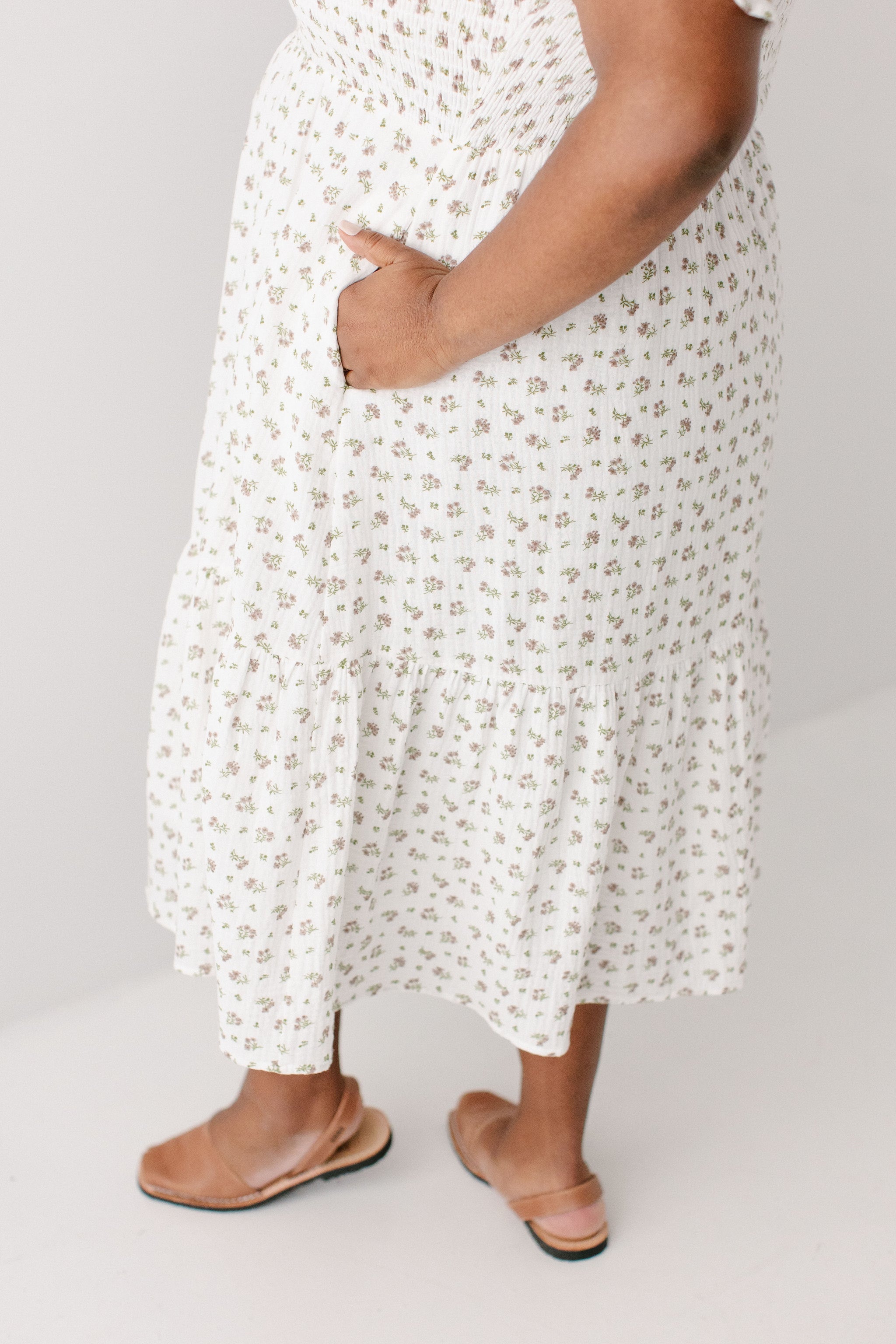 'lynette' cotton gauze floral print tiered midi dress reviews Lynette Smocked Bodice Floral Midi Dress FINAL SALE White / 2X