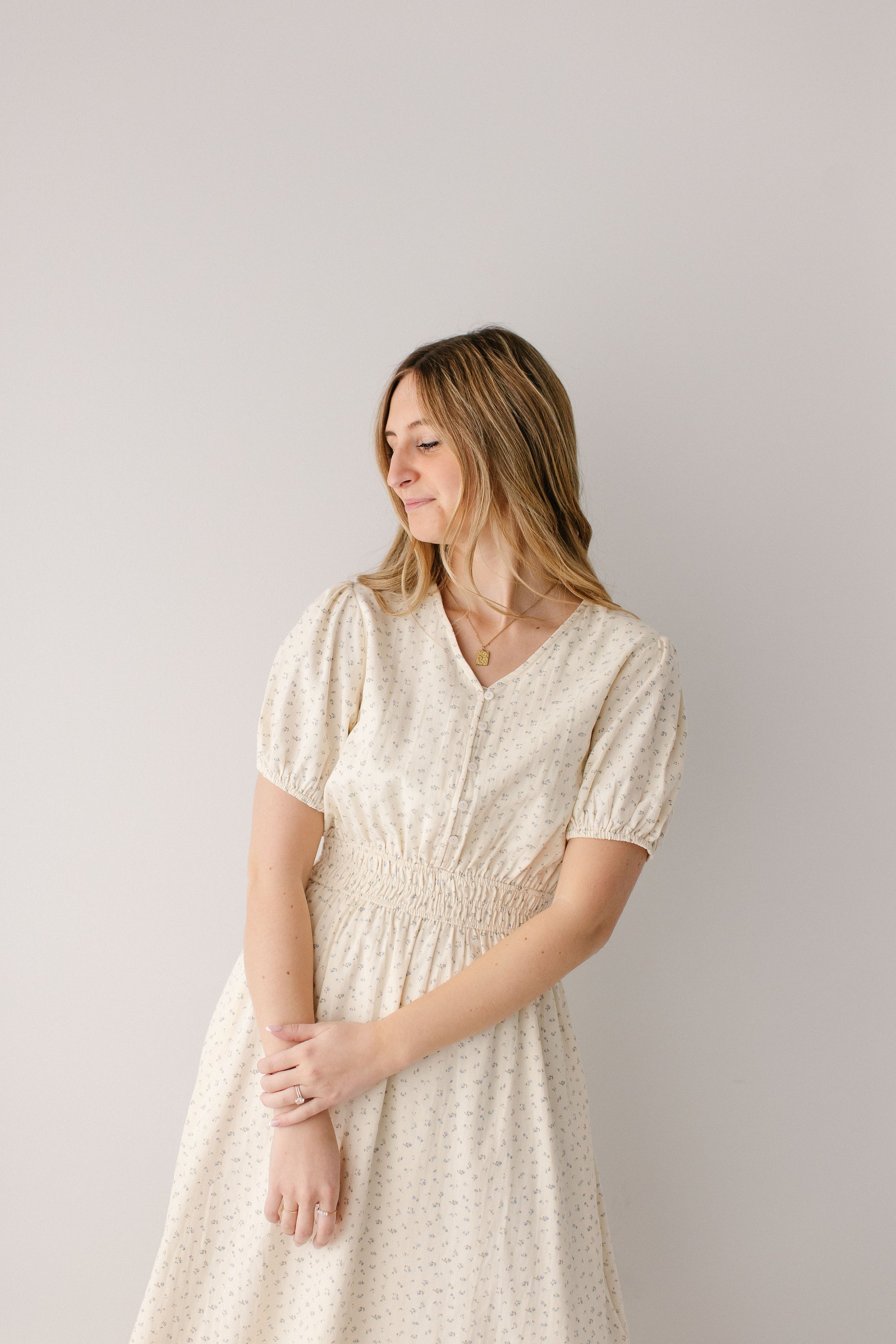 elsie floral midi dress Elsie Blue Ditsy Floral Midi Dress Cream / S
