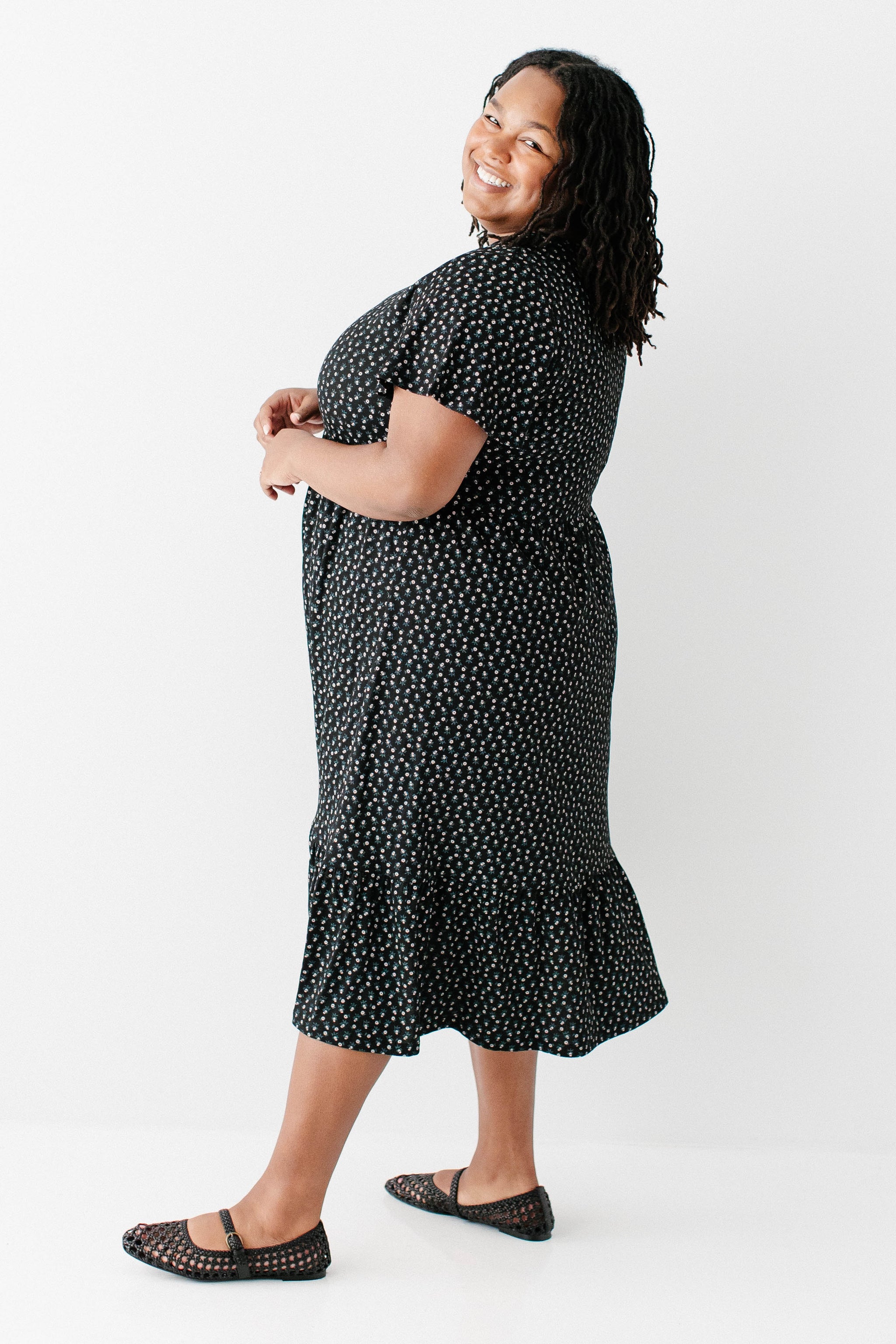 shiloh midi dress Shiloh Floral Ribbed Tiered Midi Dress FINAL SALE – The Main Street Exchange