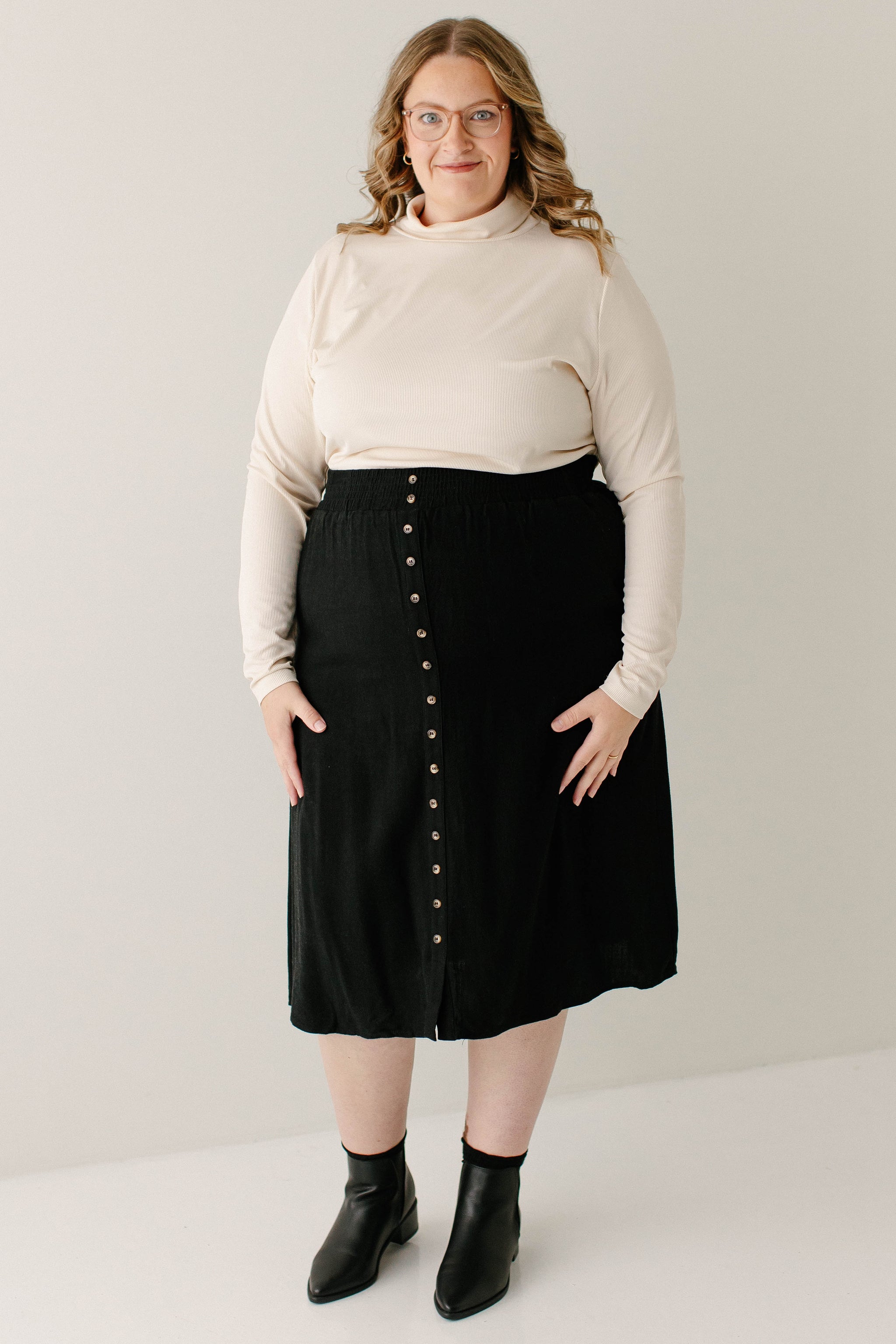deres Greta / first step skirt （BLACK） Greta' Linen Blend Midi Skirt – The Main Street Exchange