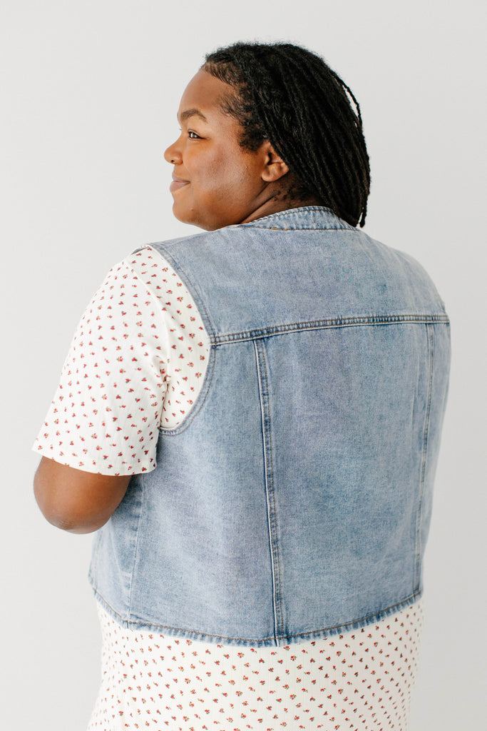 Cody Cropped Denim Vest – The Main Street Exchange