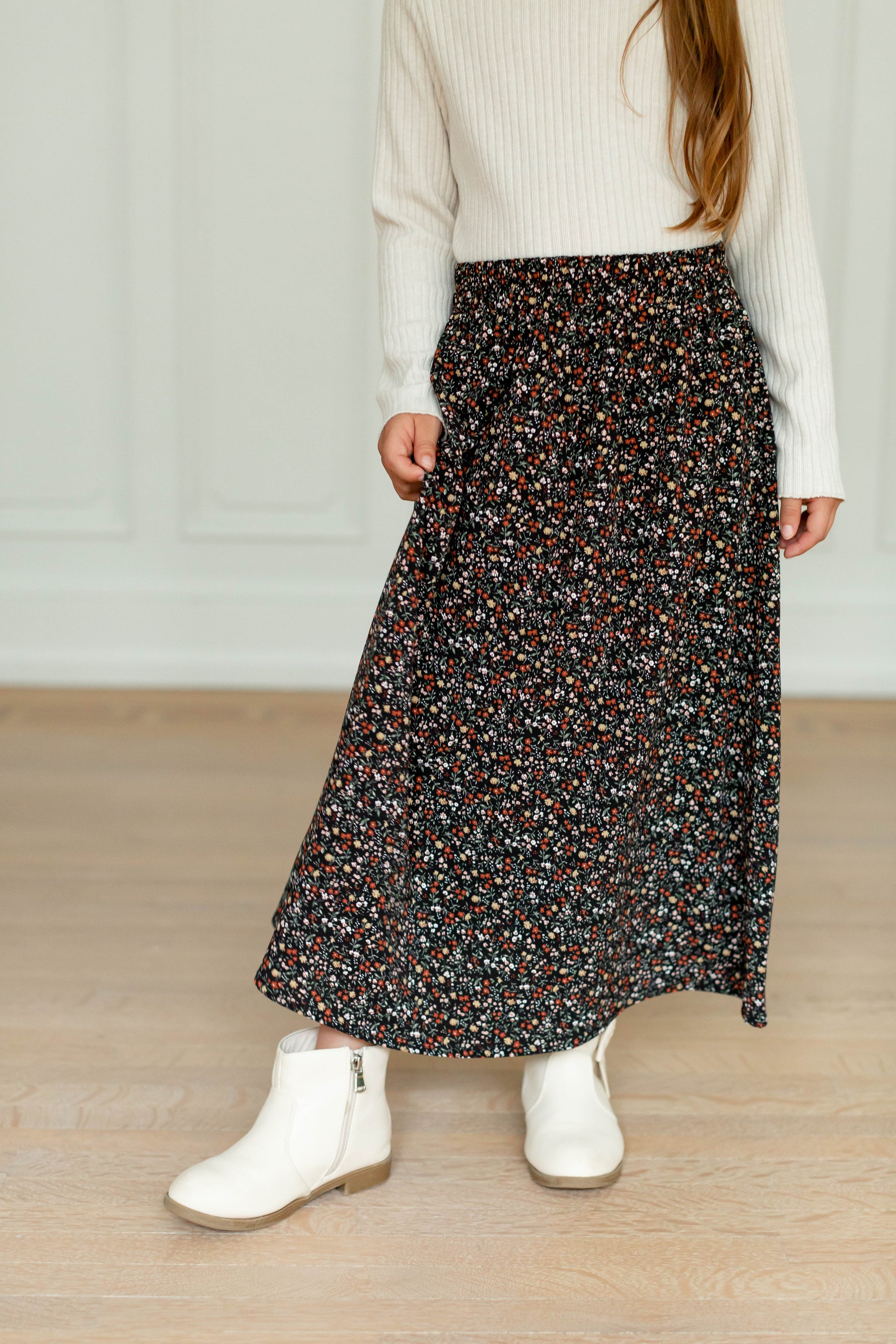 Nina' Girl Ditsy Floral Skirt in Black FINAL SALE – The Main Nina' Girl Ditsy Floral Skirt in Black FINAL SALE – The Main
