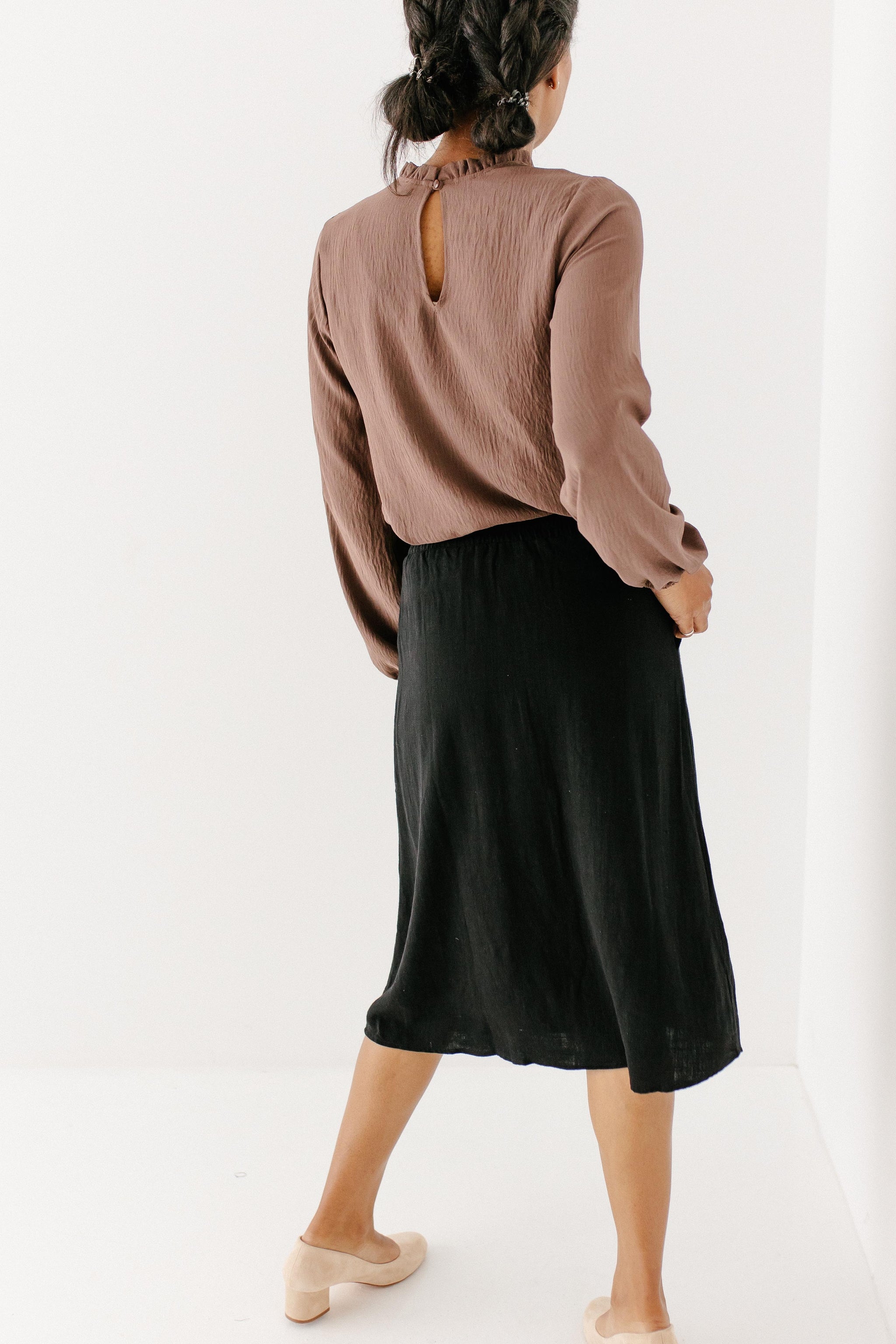 Greta' Linen Blend Midi Skirt – The Main Street Exchange