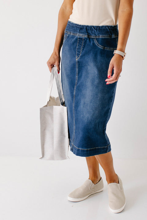 'Sara' Classic Knee Length Dark Denim Skirt