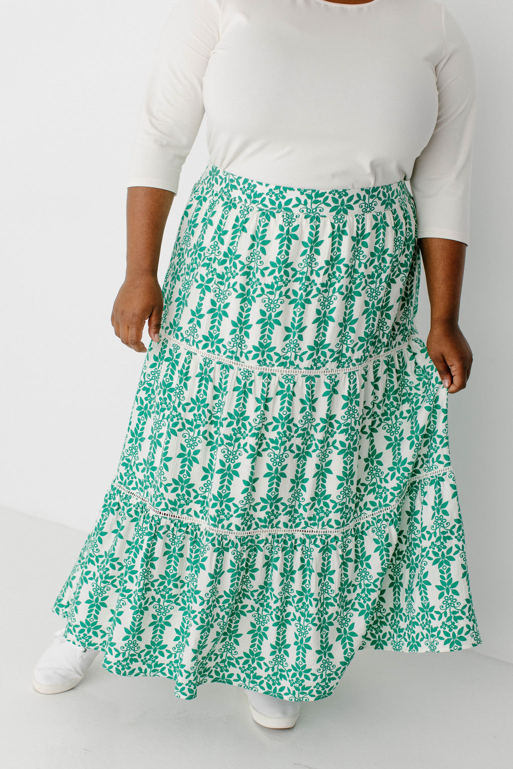 Plus 'Giselle' Kelly Green Floral Print Skirt in Ivory