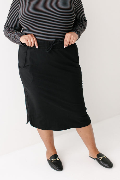 Classic Travel Midi Skirt