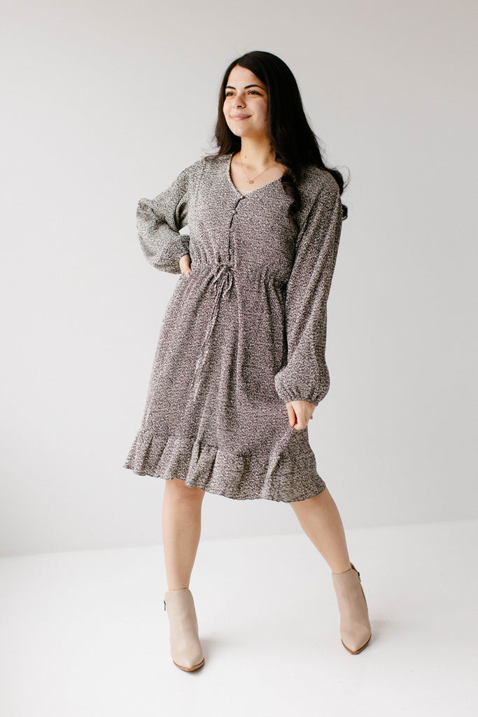 Pleated Long Sleeve Ditsy Dress in Grey FINAL SALE – The Street Exchange