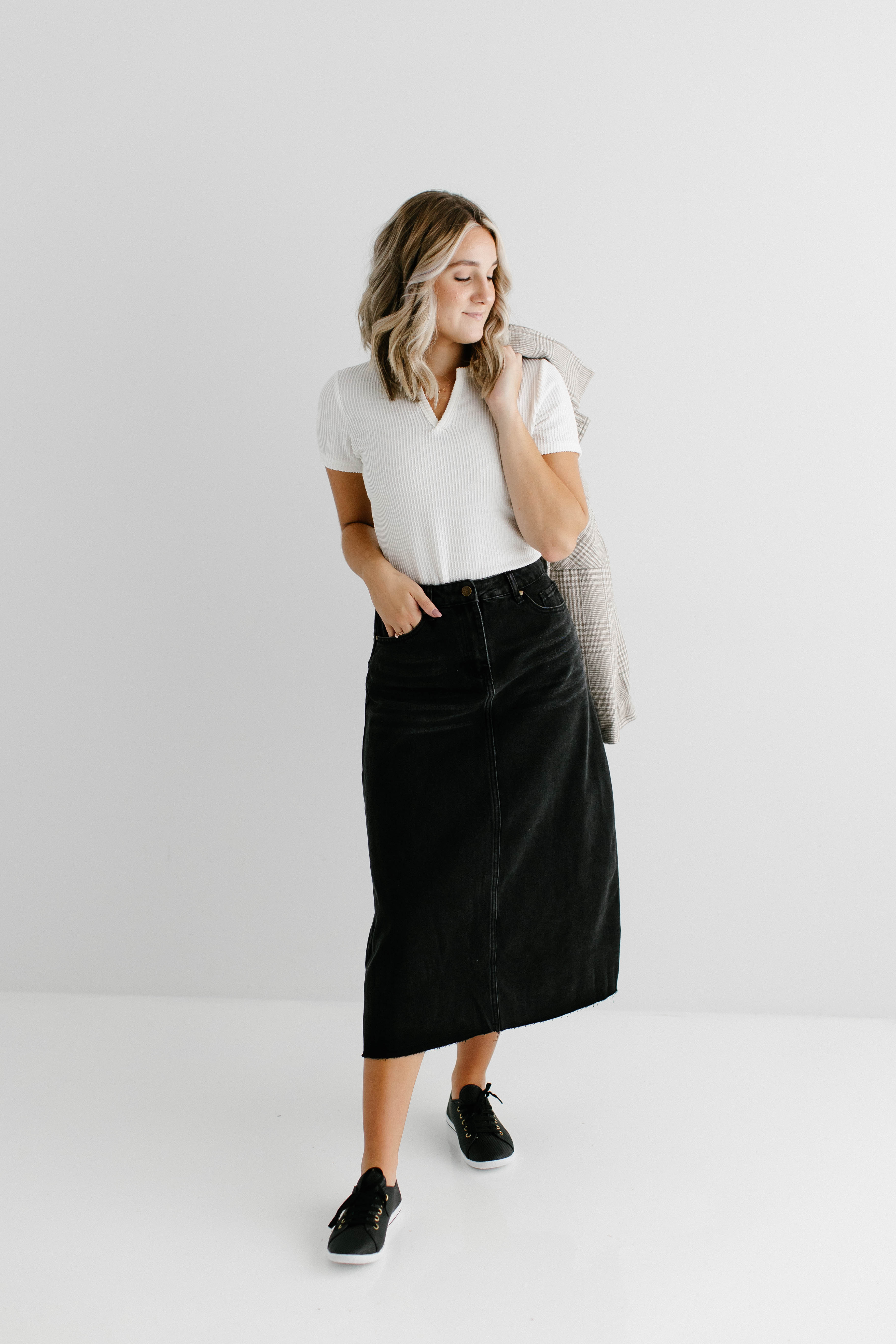 Piper' Girl Knit Denim Skirt in Black – The Main Street Exchange